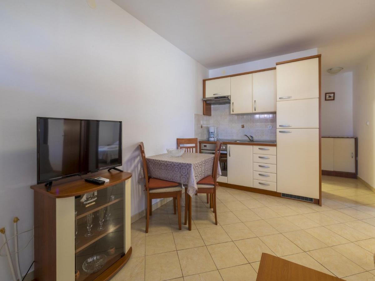 Apartments Dino Цриквеница Экстерьер фото
